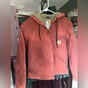 women’s red carhartt coat - xs